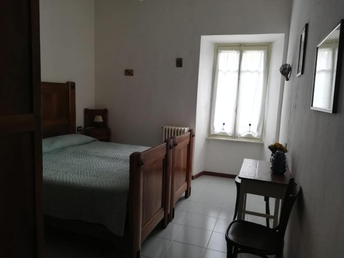 Residenza Santa Valeria Hotell Caglio Eksteriør bilde